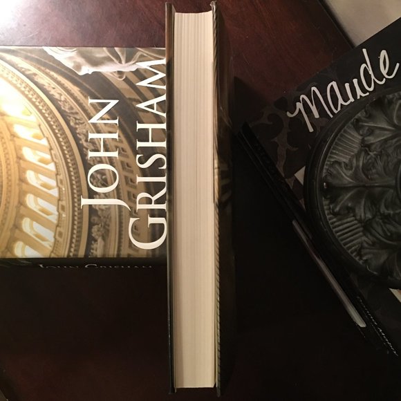 JOHN GRISHAM Hardcover Book THE BROKER - Picture 6 of 6